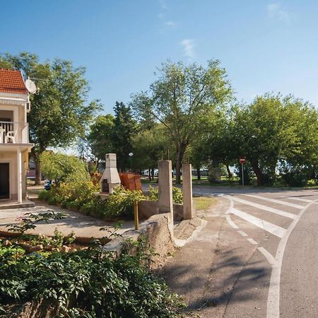 Nice Apartment In Raslina With House Sea View Eksteriør bilde